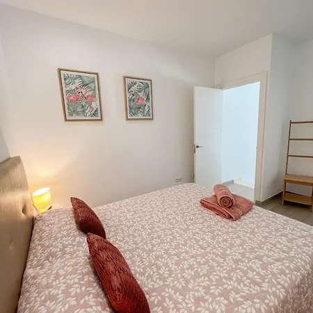 アパート Modern & Family Flat Carihuela 3 Bdr トレモリノス